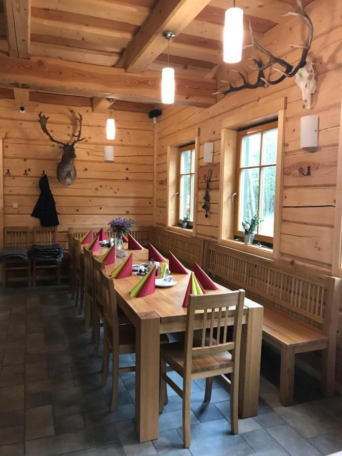 Kamenacka Myslivna Hotel Moravany  Kültér fotó