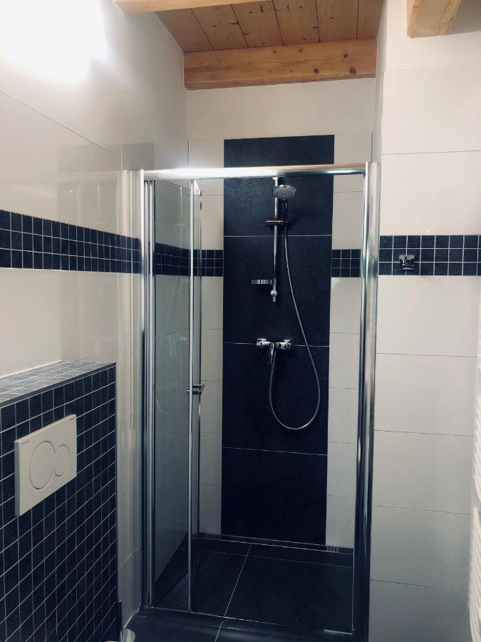 Kamenacka Myslivna Hotel Moravany  Kültér fotó