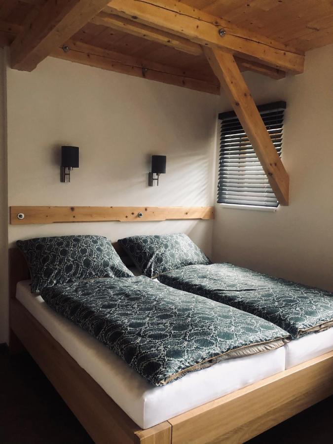 Kamenacka Myslivna Hotel Moravany  Kültér fotó