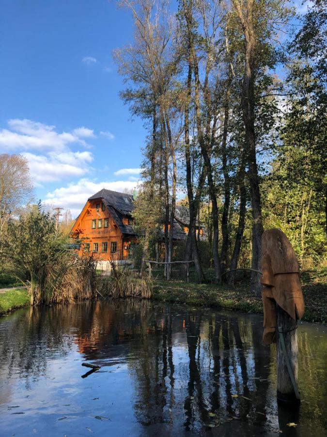 Kamenacka Myslivna Hotel Moravany  Kültér fotó