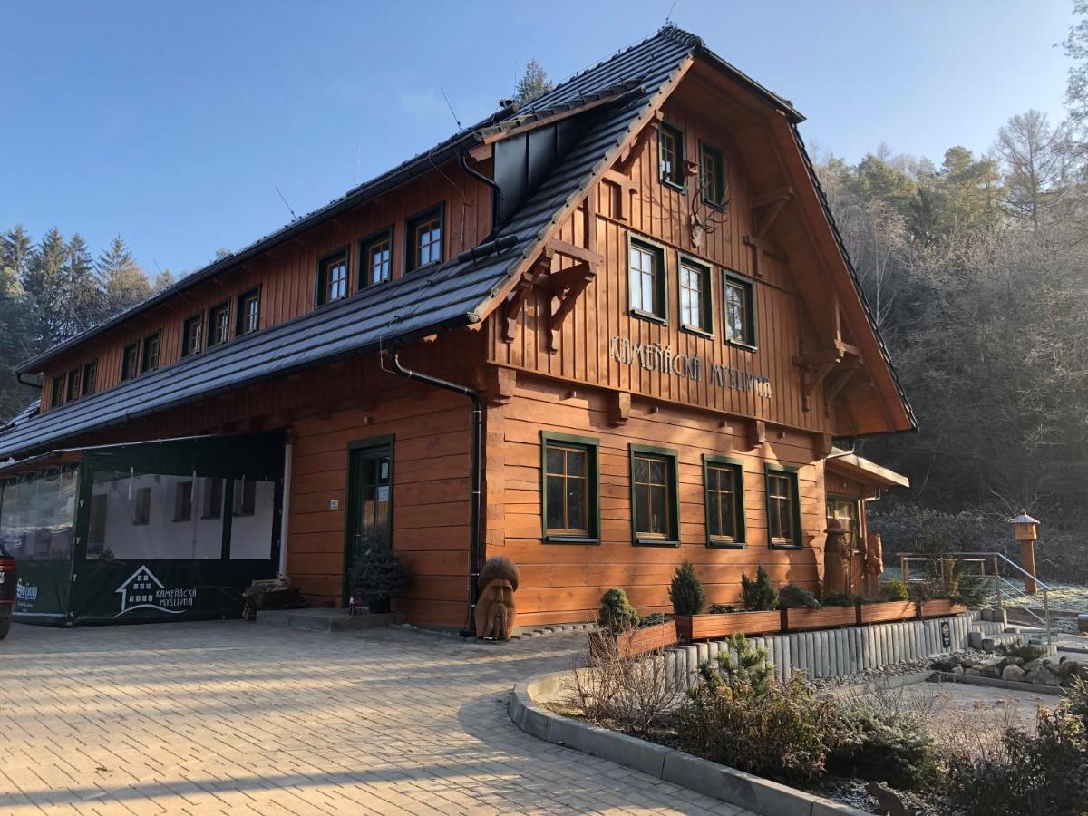 Kamenacka Myslivna Hotel Moravany  Kültér fotó