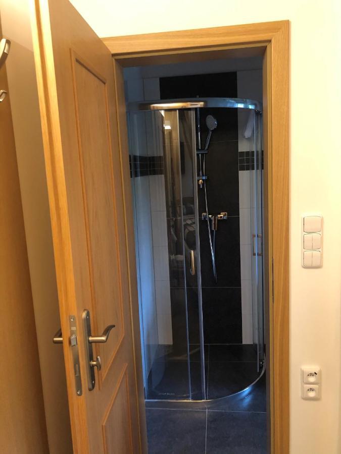 Kamenacka Myslivna Hotel Moravany  Kültér fotó