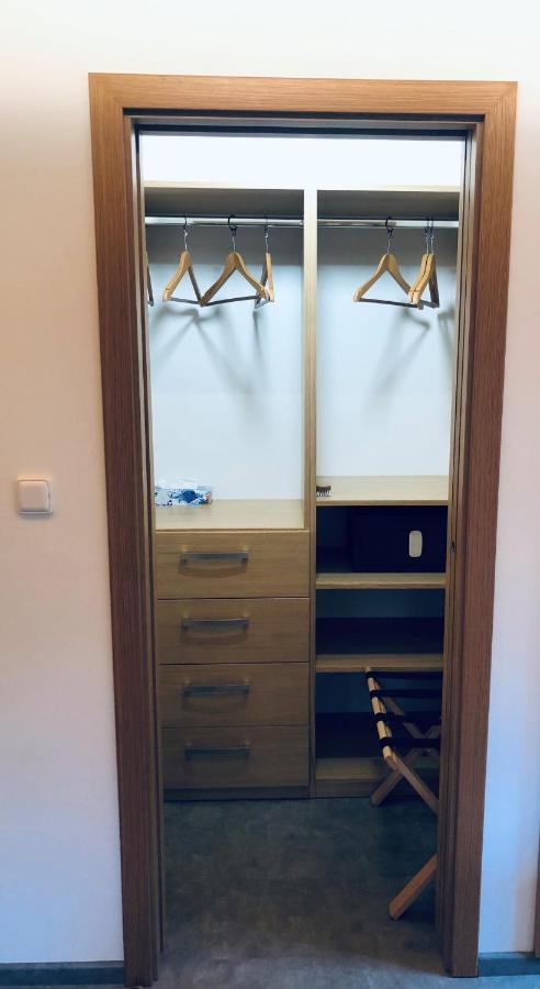 Kamenacka Myslivna Hotel Moravany  Kültér fotó